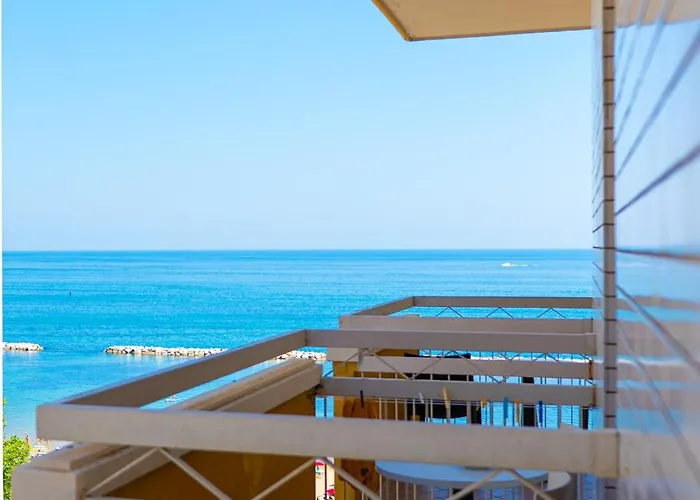 Palazzi 3* Gabicce Mare